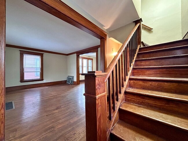 Photo - 2 Bedroom 2 Bath Home in Eastown!