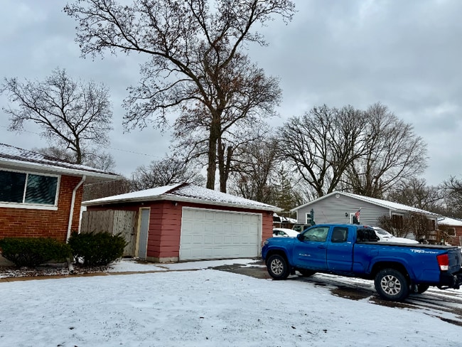 Photo - 3011 Peterson St