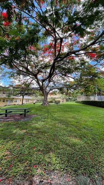 Photo - 5168 NE 6th Ave Apartamento Unidad 404