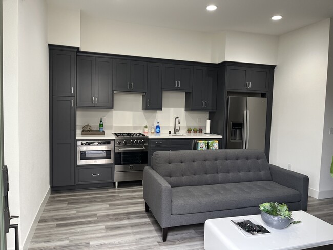 Photo - 211 Akabane Ln