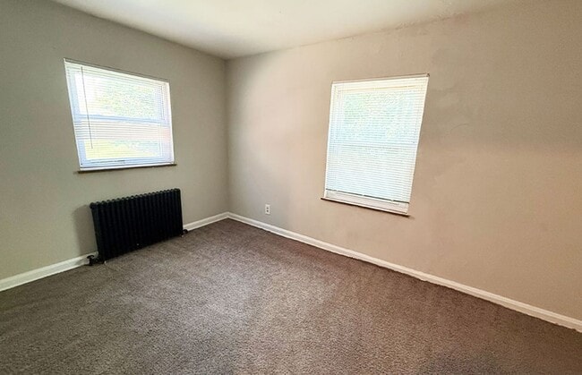 Photo - 956 Ludlow Ave Unit 956-03