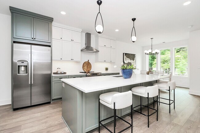 Photo - 1748 Arnold Dr