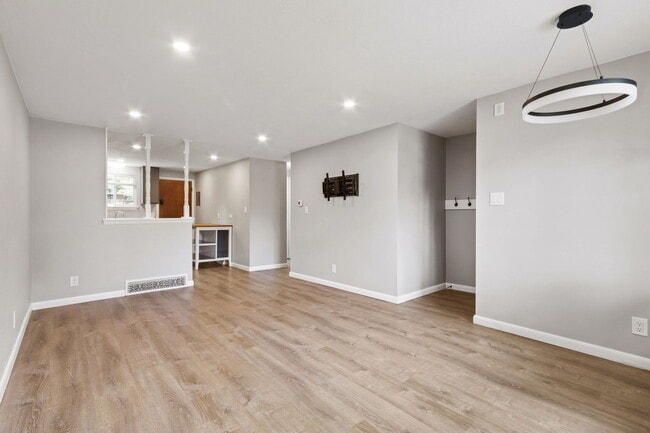 Photo - 1119 Winona Dr