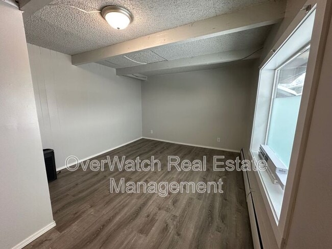 Photo - 5130 Taku Dr