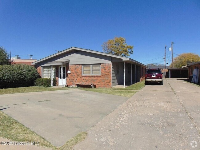 Building Photo - 2406 46th St Rental