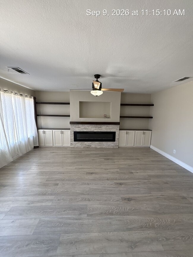 1105 Freddie Cir