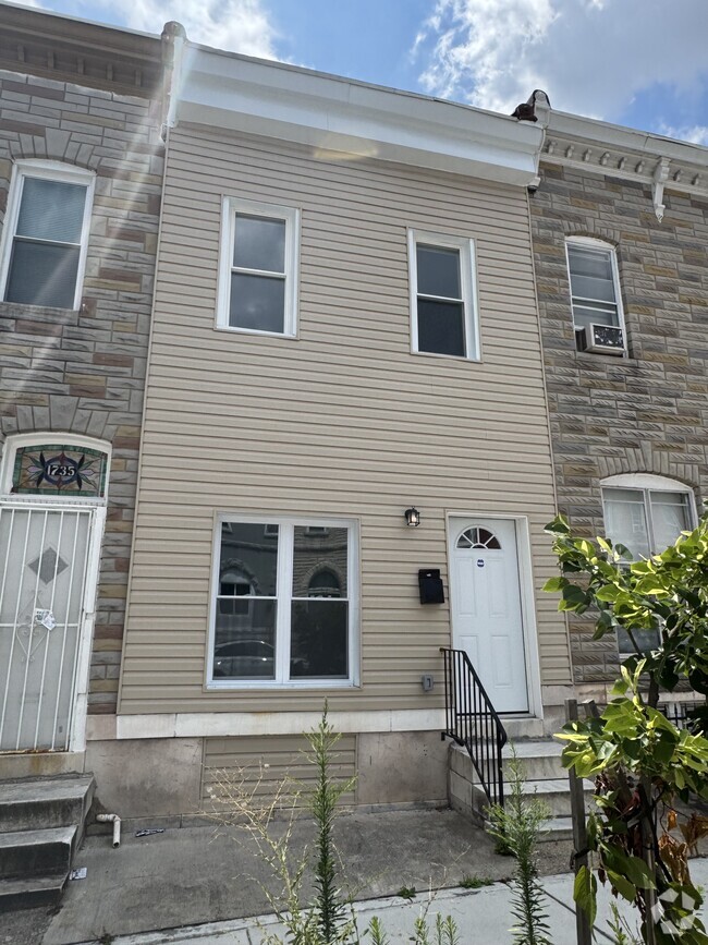 Building Photo - 1733 E Lafayette Ave Rental