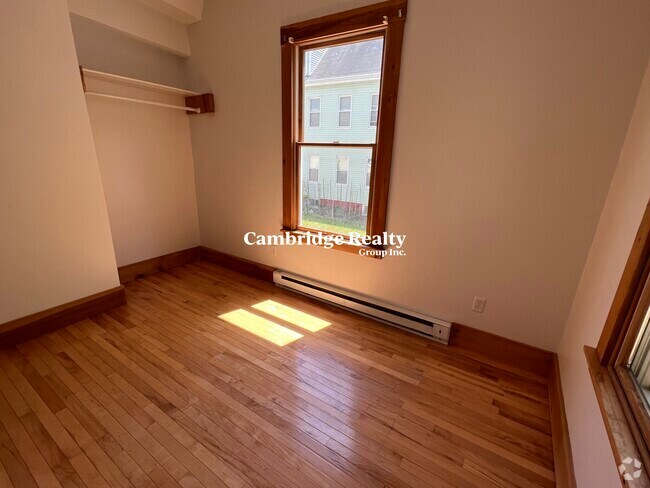 Building Photo - 76 Curtis St Unit 1 Rental