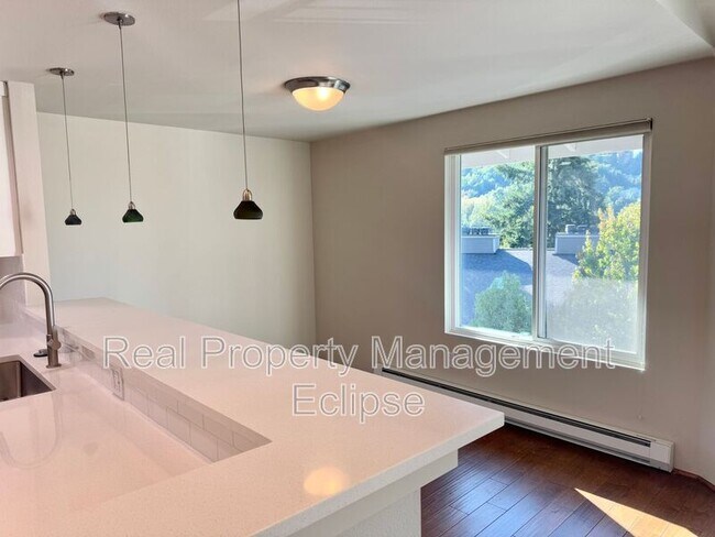 Photo - 3218 80th Ave SE Unidad 5