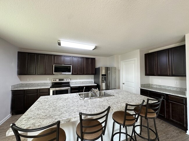 Photo - 4920 Kensington Ln