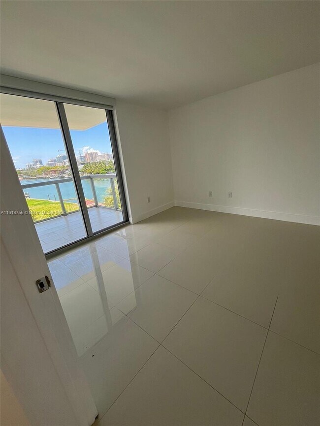 9261 E Bay Harbor Dr Condo Unit 401 Condo for Rent in Bay Harbor