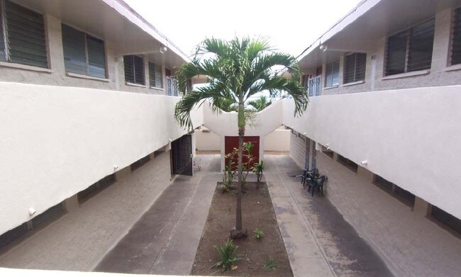 Photo - Makaha Villas