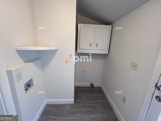 Photo - 413 Hilltop Cir