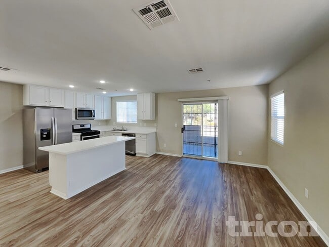 Photo - 2922 Trembling Hill Ave