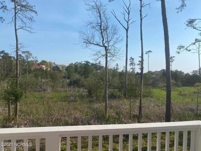 Photo - 213 River Gate Ln