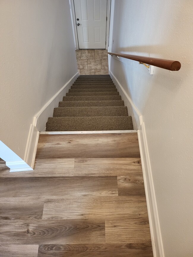 Photo - 3517 Golden Dr