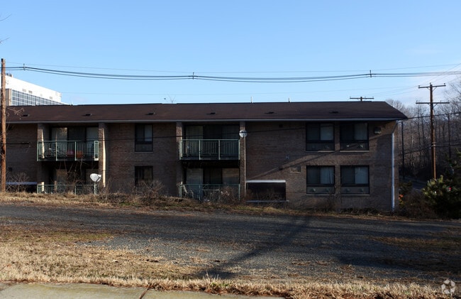 Southern Ridge Apartments - Arbor View