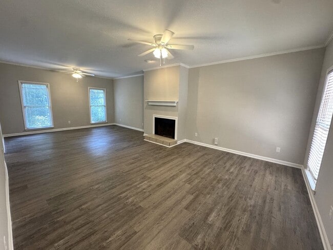 620 Pinecrest Dr