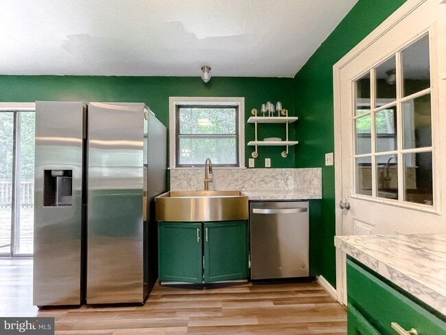Photo - 45381 Abell Dr