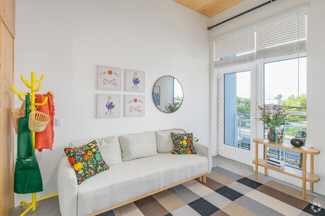 Studio Loft - 304SF - Living Room - KIND South