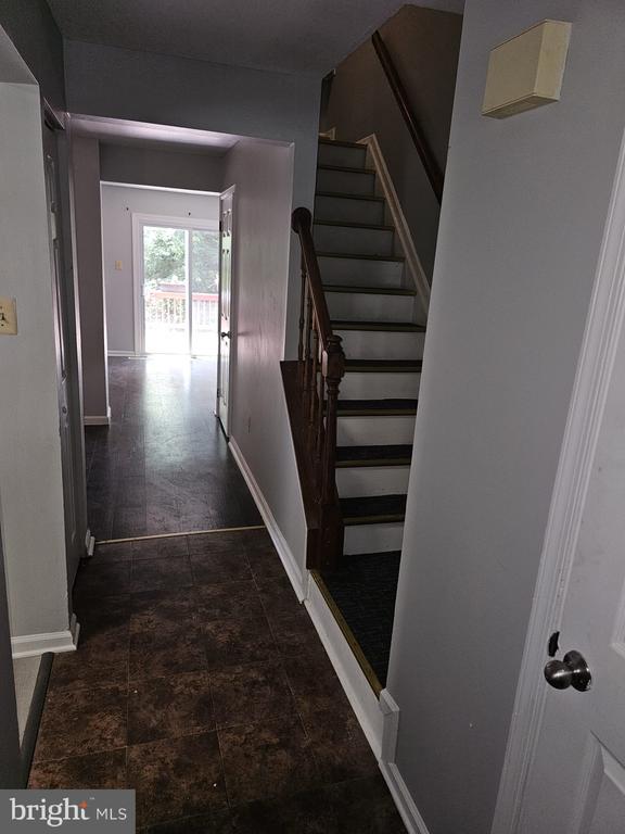 3312 Midland Ct