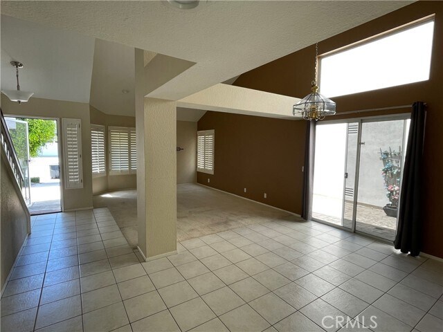 Photo - 21312 Spruce