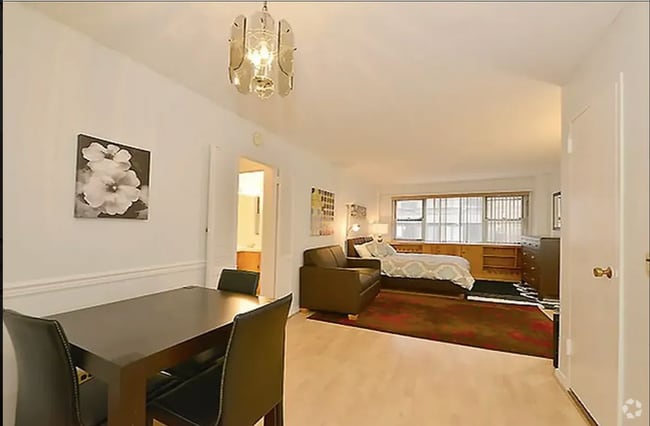 Building Photo - 330 E 49th St Unit 8L Rental