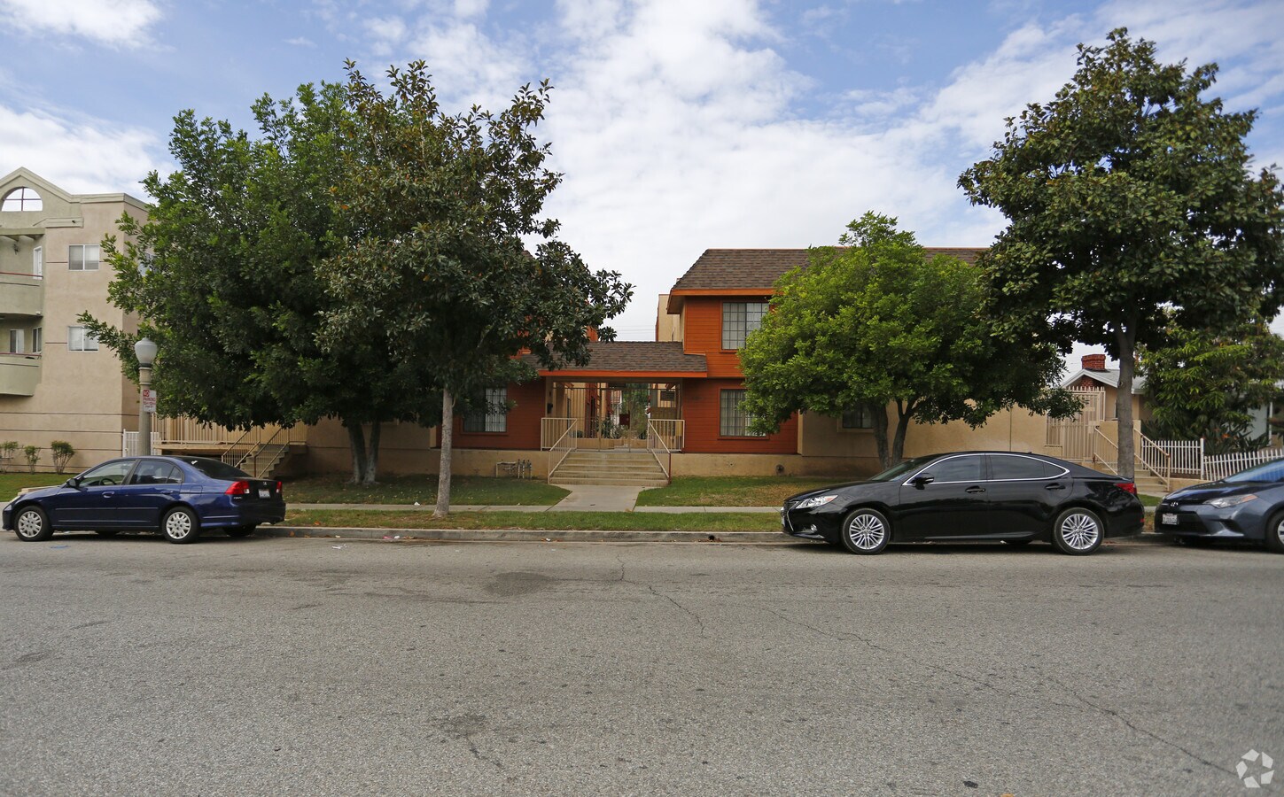 Photo - 403 Porter St