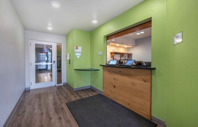 Furnished Studio-Dayton - Miamisburg