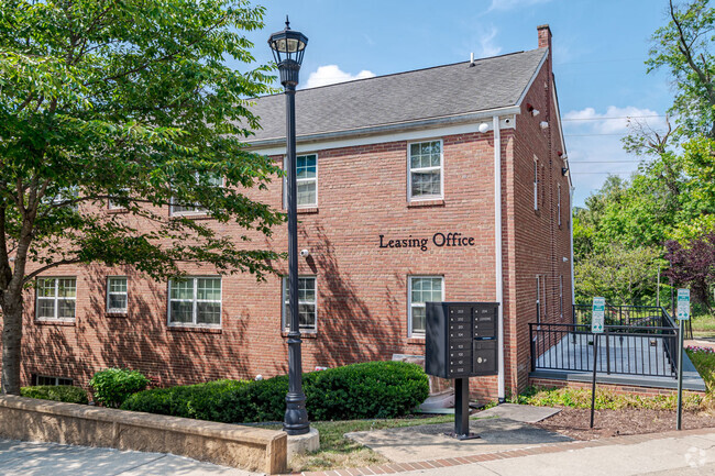 Building Photo - Buchanan Gardens Apartments