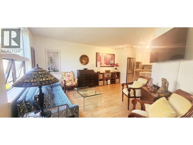 1350 Comox St Unit 211