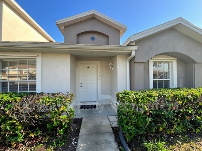 Building Photo - 14796 Laguna Beach Cir
