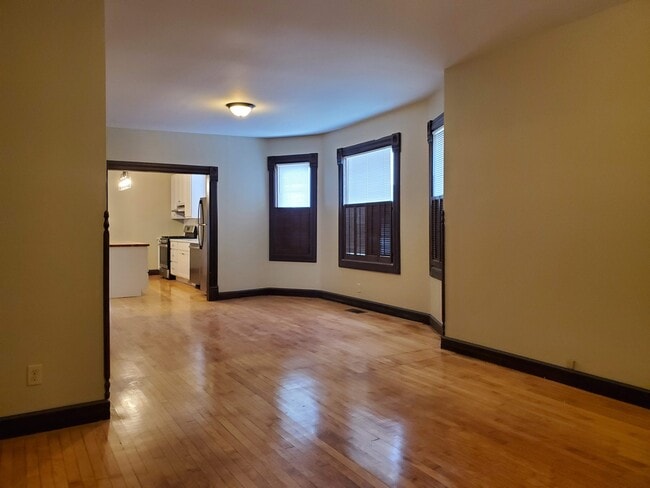 Building Photo - 2159 S Mound St Unit LOWER