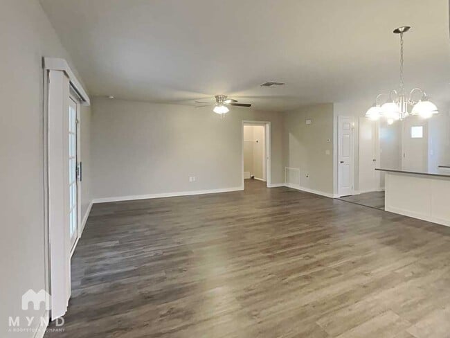 Photo - 8610 Sagewood Dr