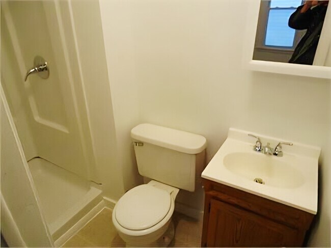 115 3rd St S