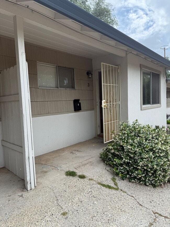 Photo - 485 Finley St