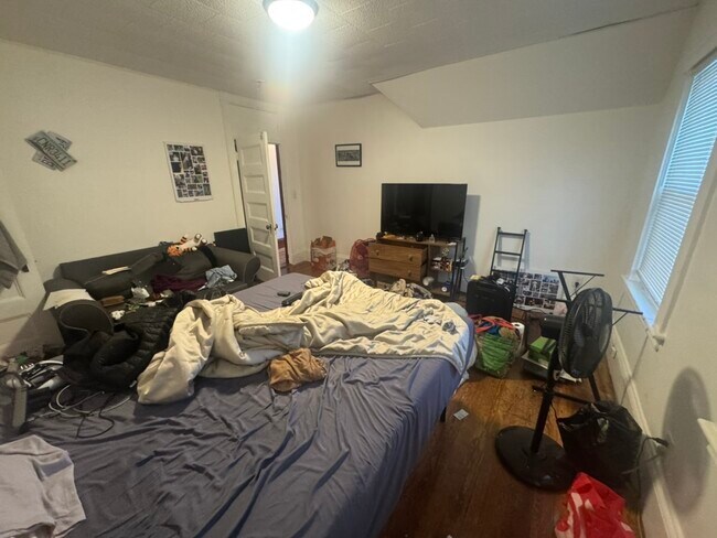 Photo - 582 Cambridge St Unidad 3