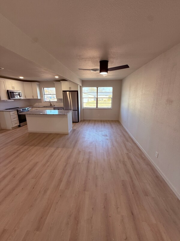 Photo - 1200 Chippendale Dr