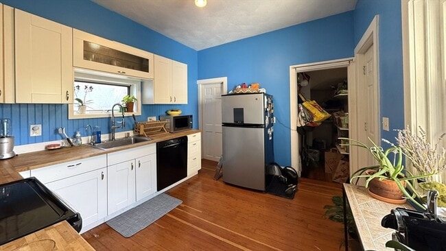 Photo - 55 Glenwood Rd Unit 1