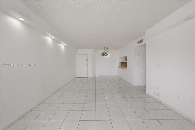 Photo - 8050 NW 8th St Unidad 110