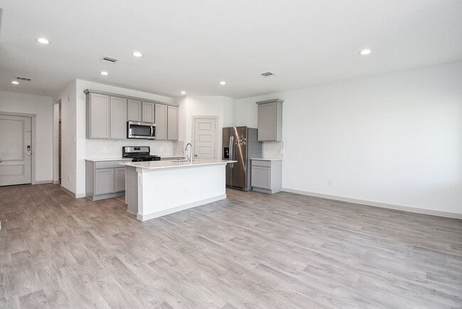 Photo - 8030 Milam Ln