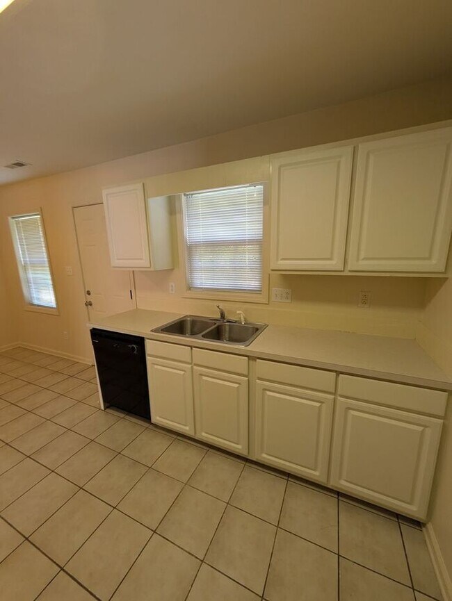 Photo - 2BD/2.5BA Unit at Water Oaks