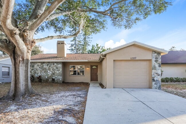 Building Photo - 11337 Blackbark Dr