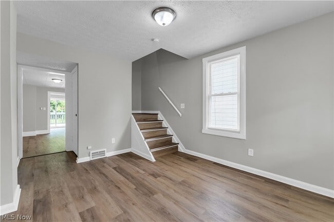 Photo - 7210 Colgate Ave