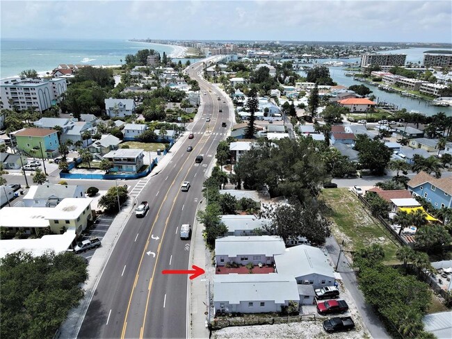 Building Photo - 12127 Gulf Blvd Unit 3