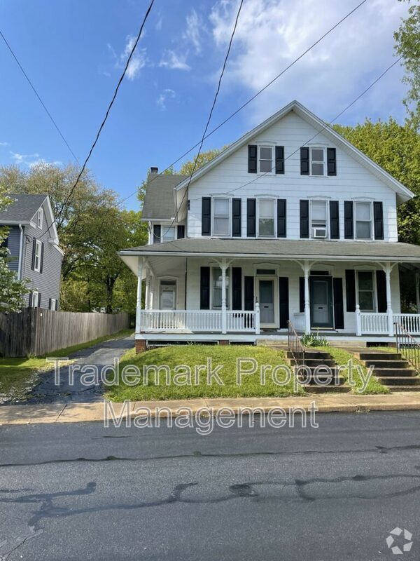 Building Photo - 19 W Cottage Ave Rental