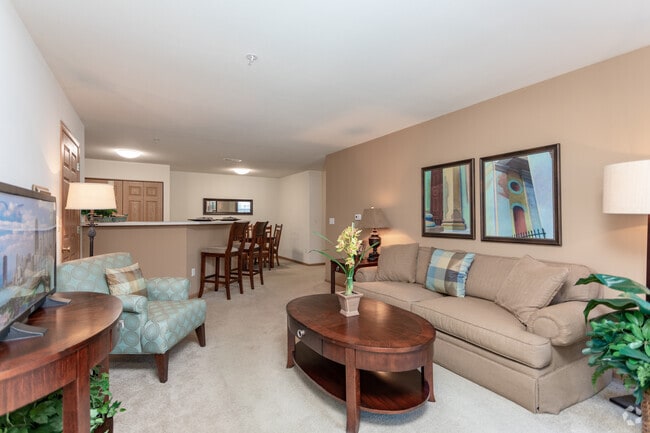 2BR, 2BA - Lower _ Interior - Whispering Ponds Apartments