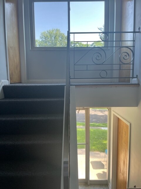 Photo - 2664 Vera Ave