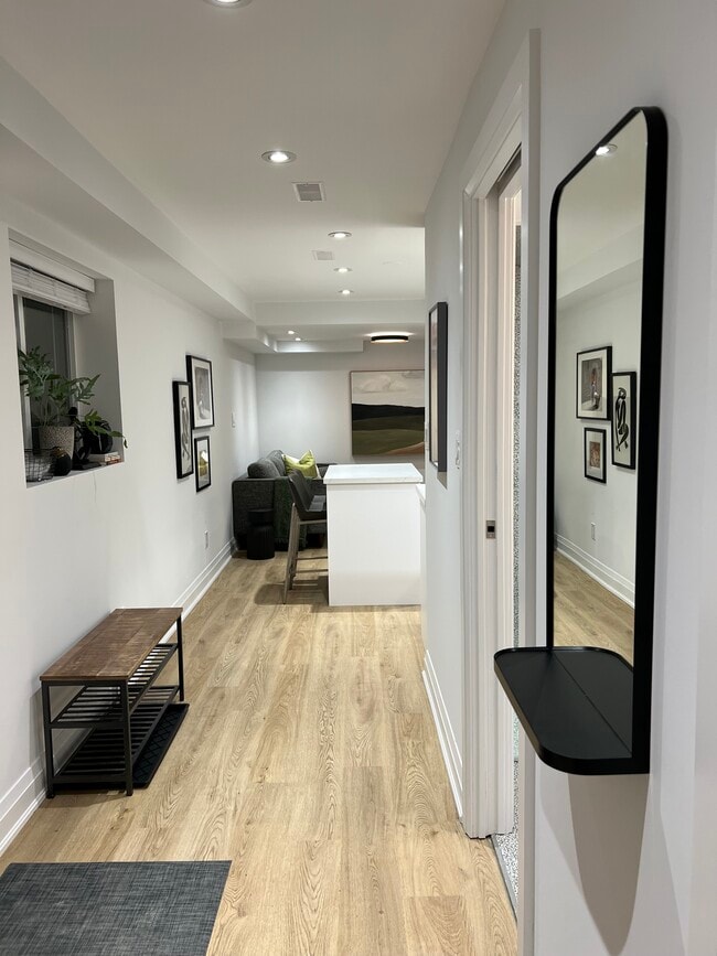 Photo - 165 Franklin Av Unit B-1