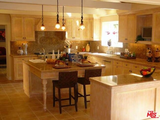 Photo - 3920 Van Noord Ave